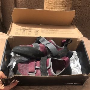 BLACK DIAMOND WOMENS ROCK CLIMBING SHOES